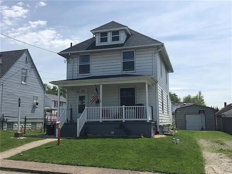 382 Jones St photo 1