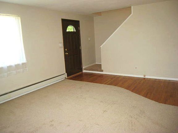 LR corner to landing.JPG