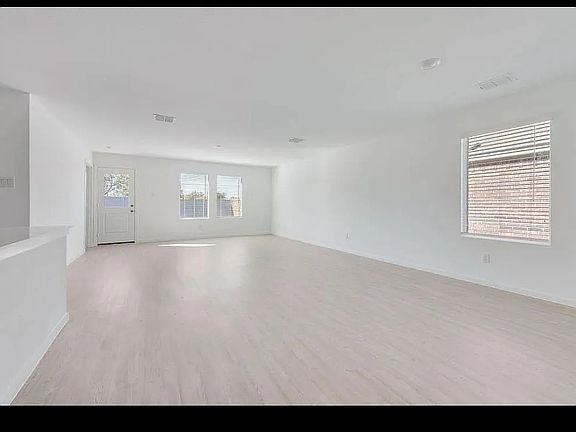 4th image of 11320 Rodeo Dr