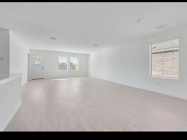 11320 Rodeo Dr — Photo 4