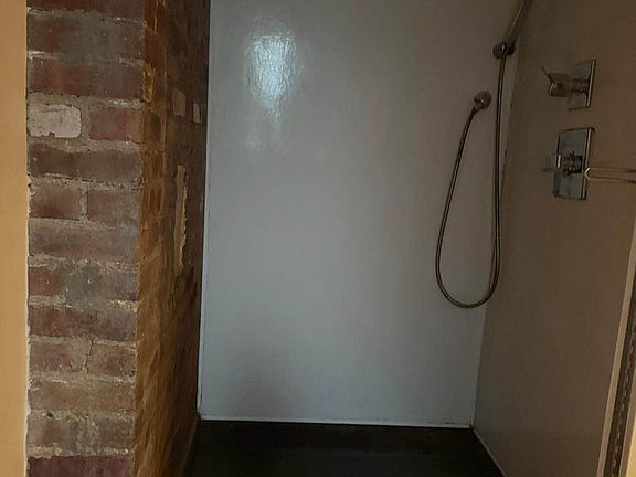5th image of 334 E 65th St APT 43
