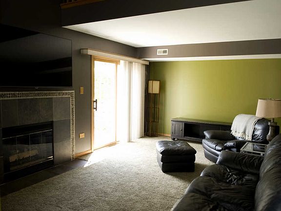 4th image of 10135 Cambridge Dr