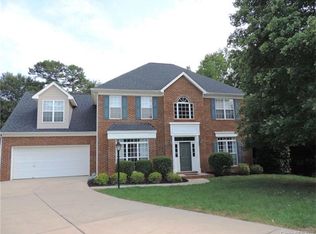 1740 Walnut Crest Ln, Matthews, NC 28105