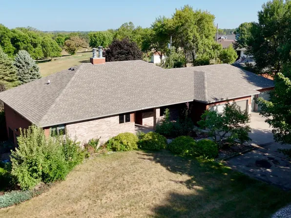 116 Country Club Dr, Milbank, SD 57252