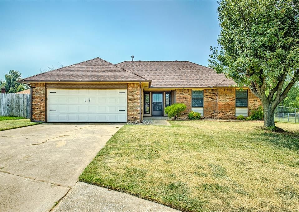 1st image of 1300 Viola Dr