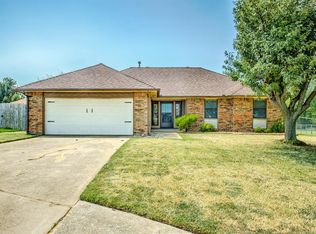 1300 Viola Dr, Yukon, OK 73099