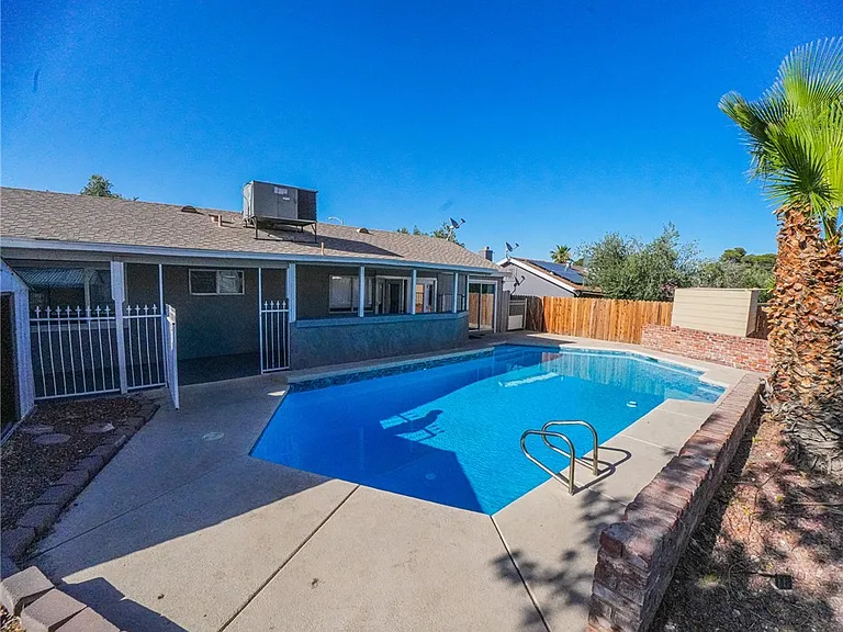 4953 National Ave — Photo 7