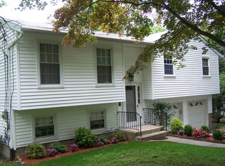 27 Kings Ridge Rd, Mahopac, NY 10541