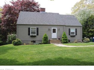 26 Lloyd Rd, Waterford, CT 06385