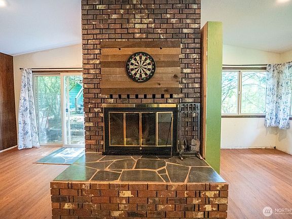 5th image of 209 Blanchard Road