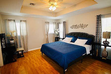 4th image of 820 Terry Dr