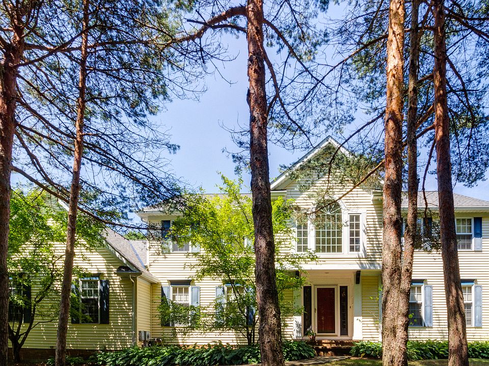 10043 Little Mountain Rd, Mentor, OH 44060 Zillow