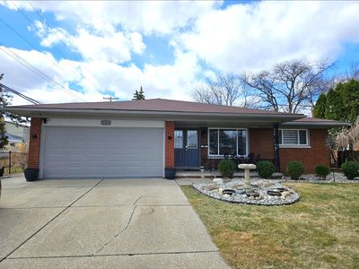 35665 Tina Dr, Sterling Heights, MI, 48310
