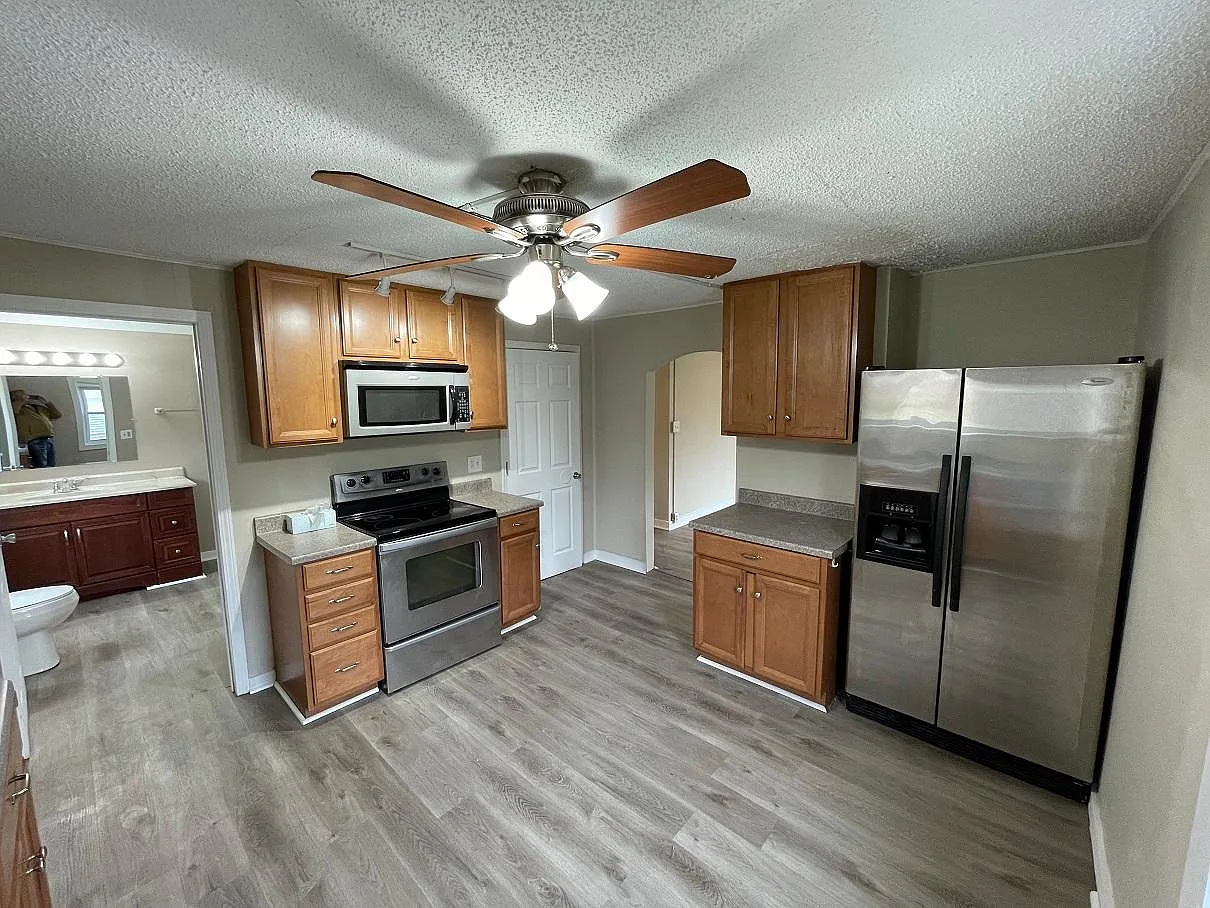 2418 Dunlap St photo 1