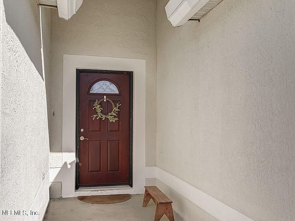 3rd image of 2733 Lantana Lakes Dr E