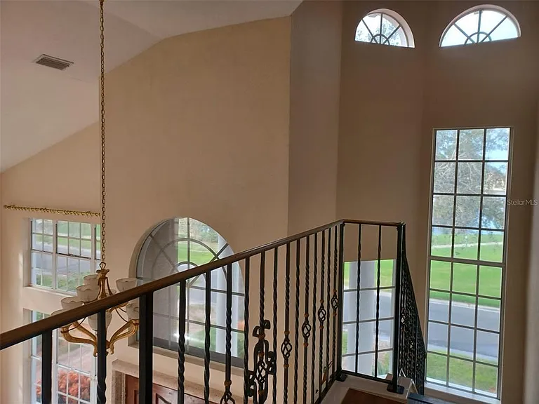 Sandpiper Ln S — Photo 3