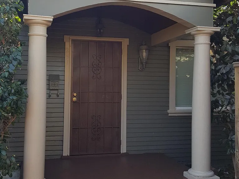 291 Redondo Ave — Photo 14