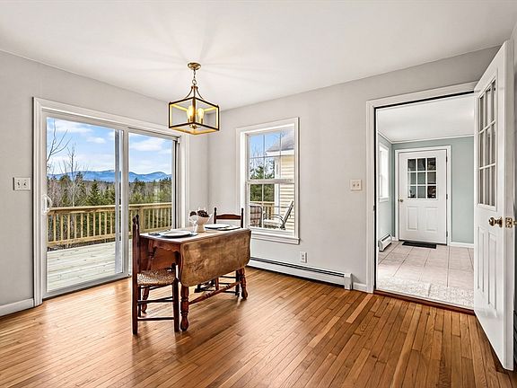 5th image of 454 Little Pond Rd