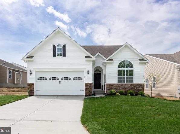 20 Woodfield Cir, Pemberton, NJ 08068