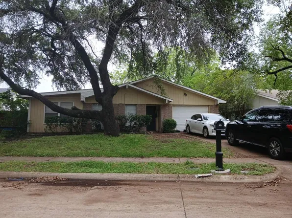 609 Edelweiss Dr, Grand Prairie, TX 75052