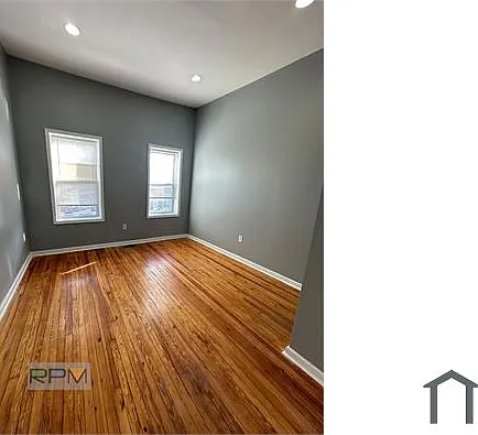 438 N Linwood Ave — Photo 12