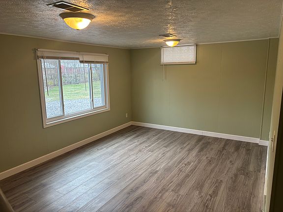 5th image of 324 Pershing Ave NW #324