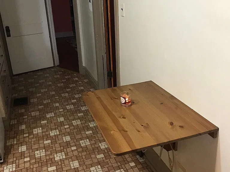 Pop up table in kitchen