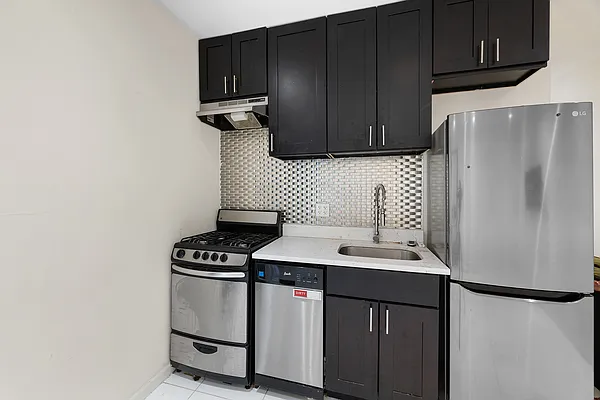 Rented by REAL New York | media 4