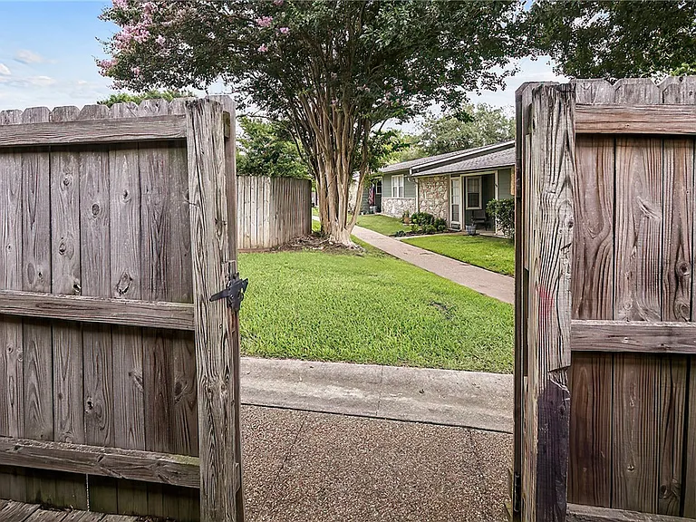 2800 Longmire Dr #53 — Photo 23