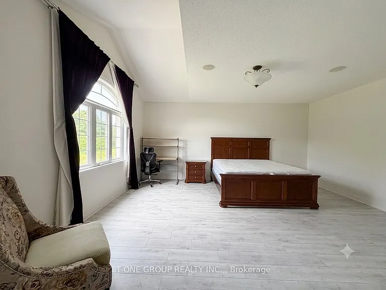 82 Fred McLaren Blvd — Photo 19