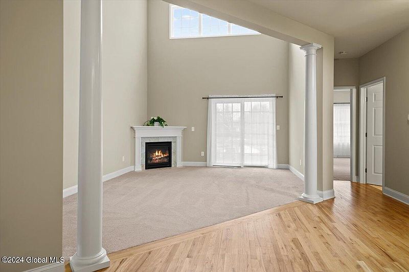 3rd image of 9 Friebel Road