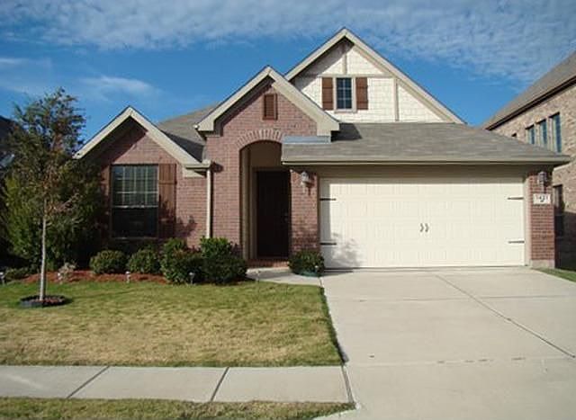 1st image of 1421 Mockingbird Dr