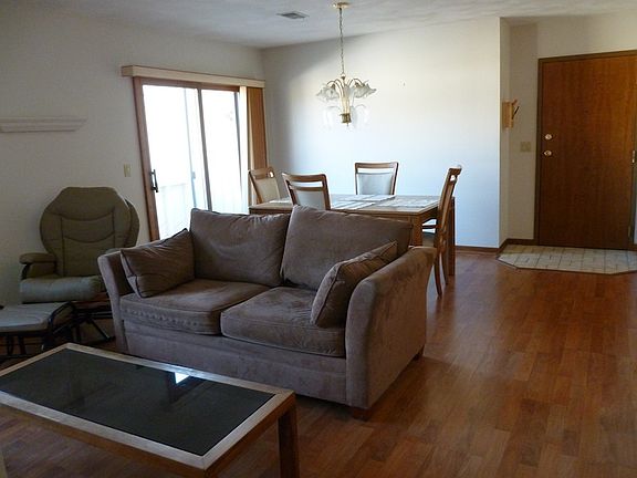 Living / dining space from the other direction