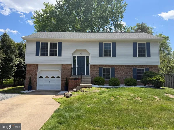 14723 Jarnigan St, Centreville, VA 20120