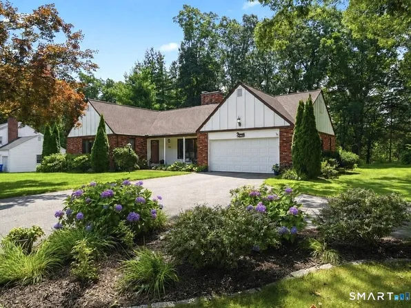 322 Carriage Drive, Glastonbury, CT 06033