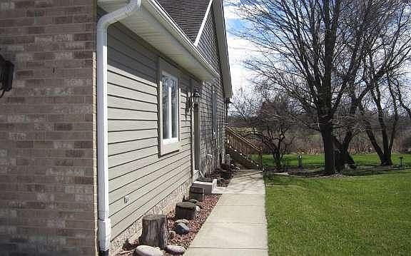 5th image of 847 Fairview Dr