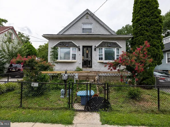 32 Wildwood Ave, Lansdowne, PA 19050