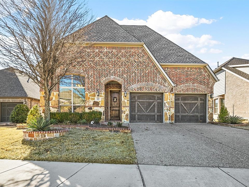 1st image of 589 Deverson Dr