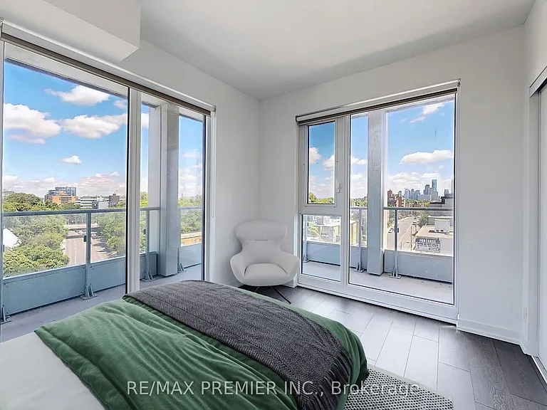2020 Bathurst St #1116 — Photo 26