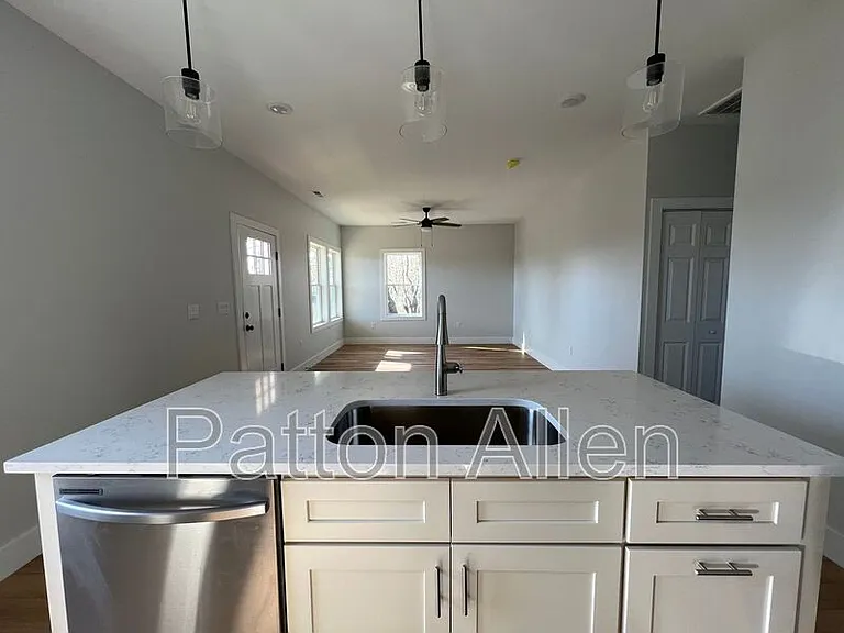 25 Nevada Ave #201 — Photo 10