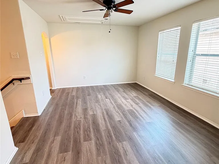 7419 Morgan Ranch Trl — Photo 8