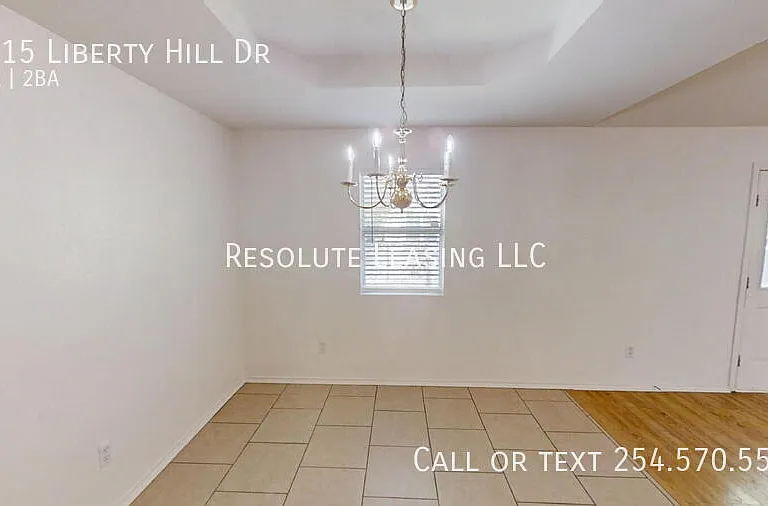 1815 Liberty Hill Dr — Photo 12