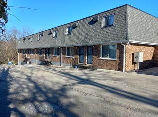 520 E 9th St UNIT 1C, Lockport, IL 60441