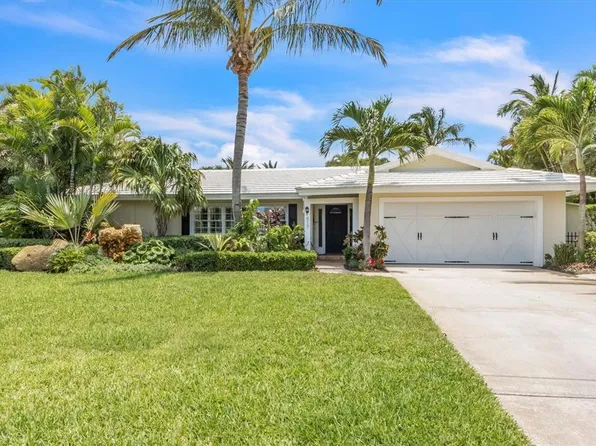 517 74th St, Holmes Beach, FL 34217