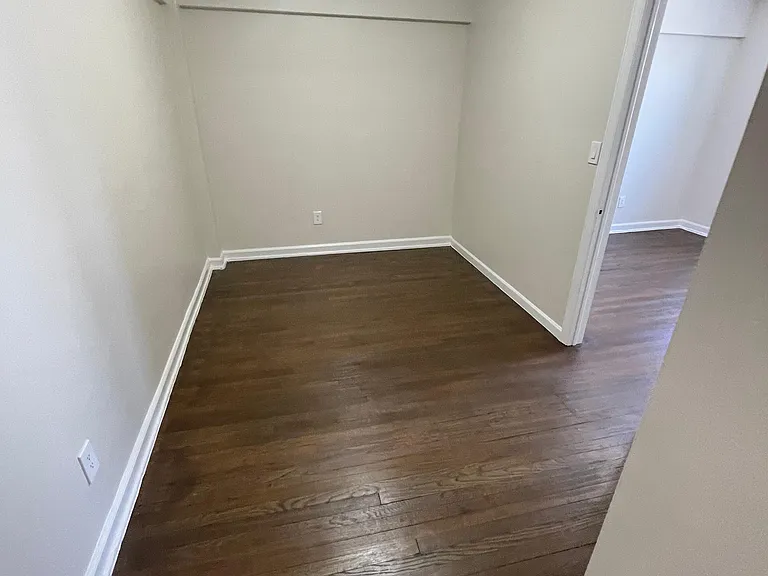 103 Chancellor Ave #37B — Photo 3