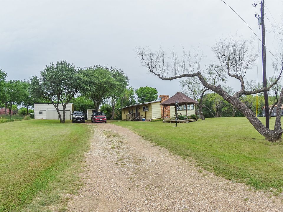 1st image of 916 Carter Dr