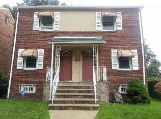 30-32 Dupont Pl, Irvington, NJ 07111