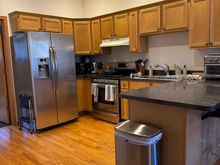 1334 W Huron St #1 — Photo 7