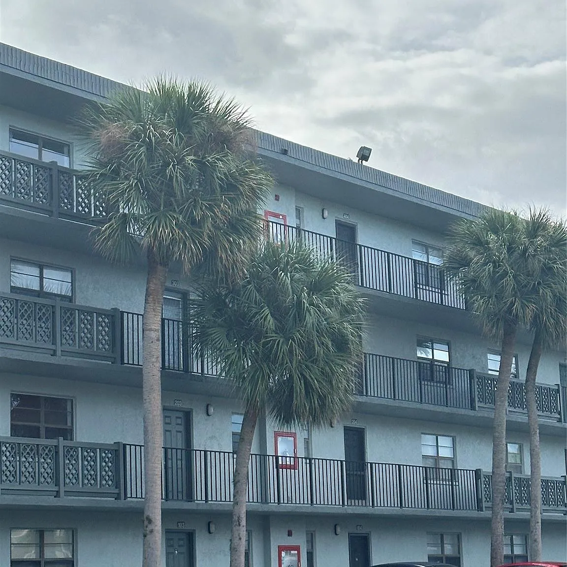 2 bed, 2.0 bath, 979 sqft, $2,250 — Photo 3