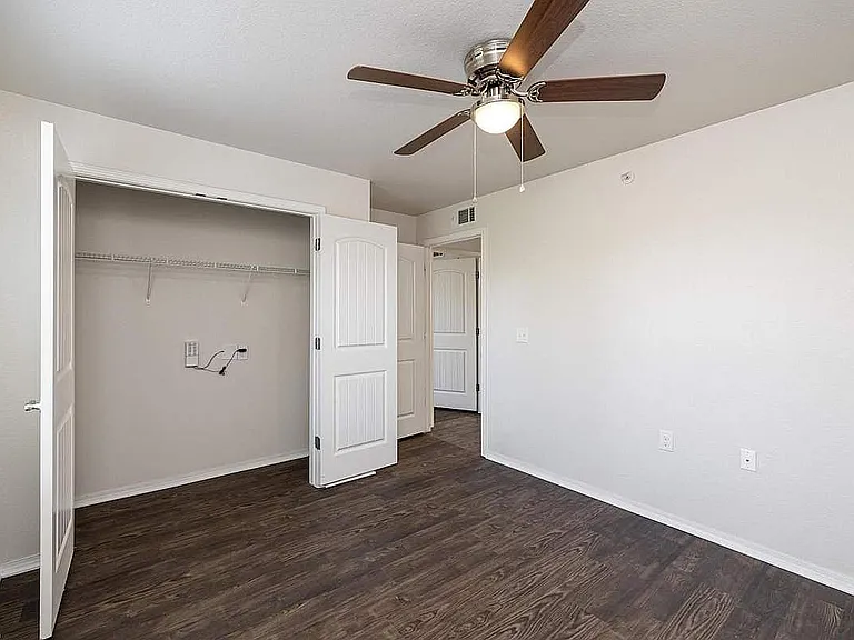 93_property_10-2025_trailside-place_001_1